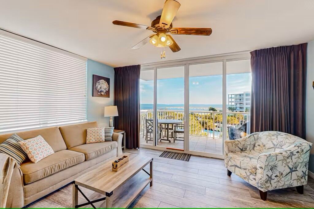 2 Condominium vacation rental located in Okaloosa Island 1