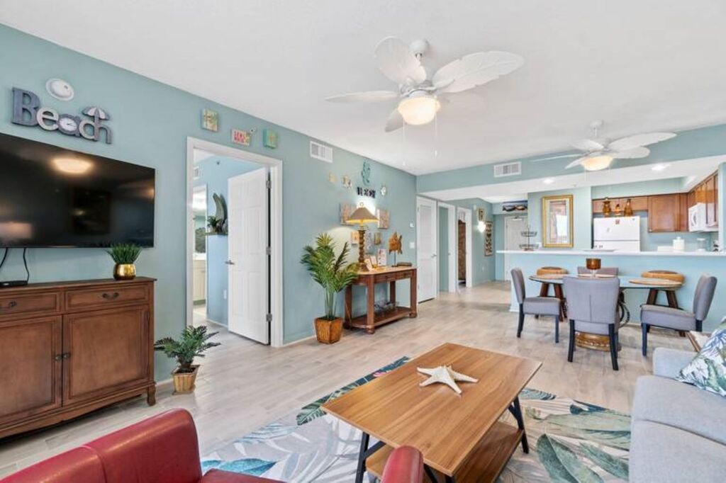 3 Condominium vacation rental located in Okaloosa Island 1