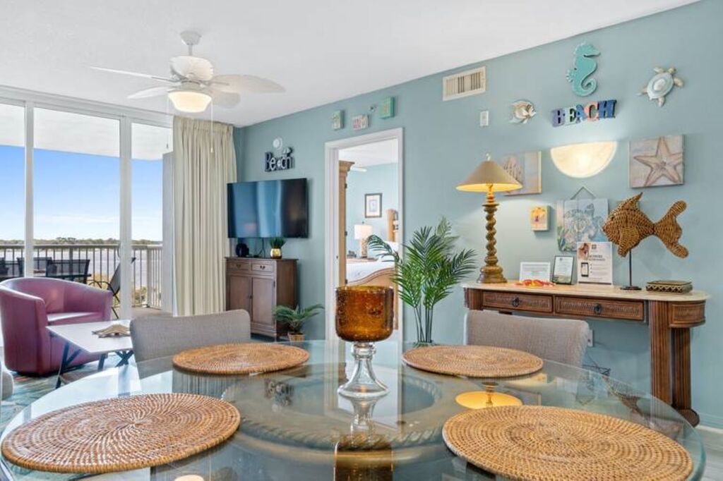 3 Condominium vacation rental located in Okaloosa Island 1
