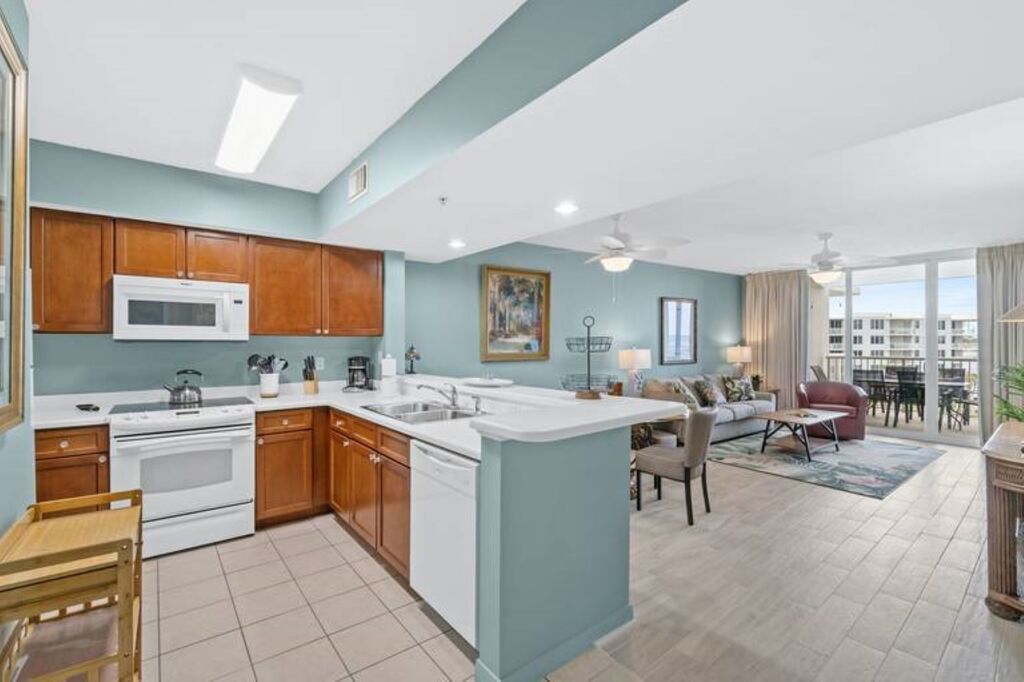 3 Condominium vacation rental located in Okaloosa Island 1
