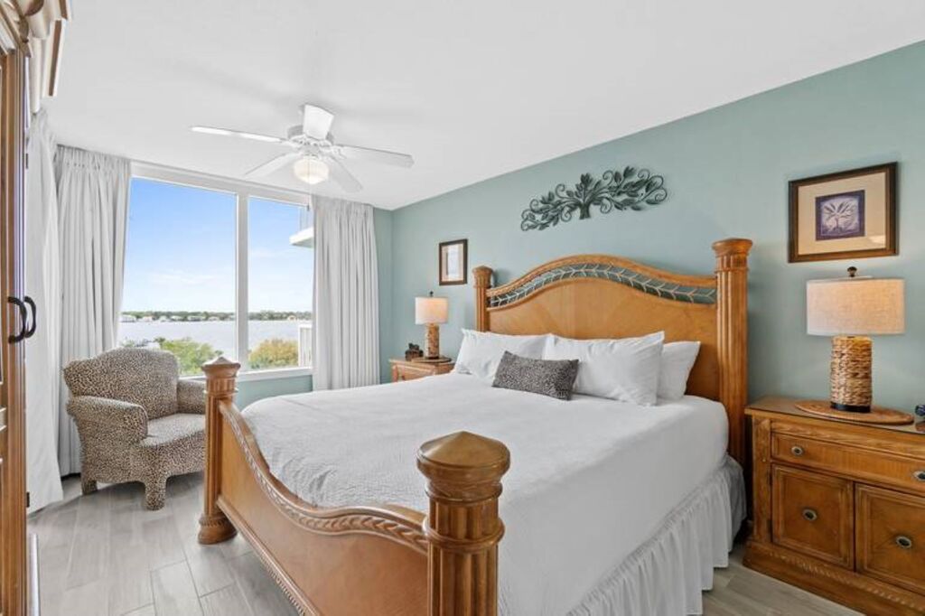 3 Condominium vacation rental located in Okaloosa Island 1