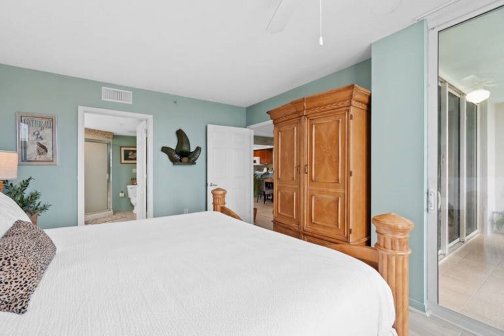 3 Condominium vacation rental located in Okaloosa Island 1
