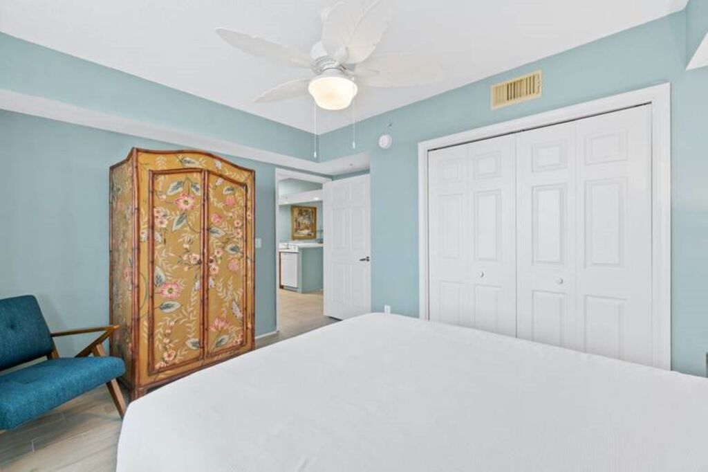 3 Condominium vacation rental located in Okaloosa Island 1