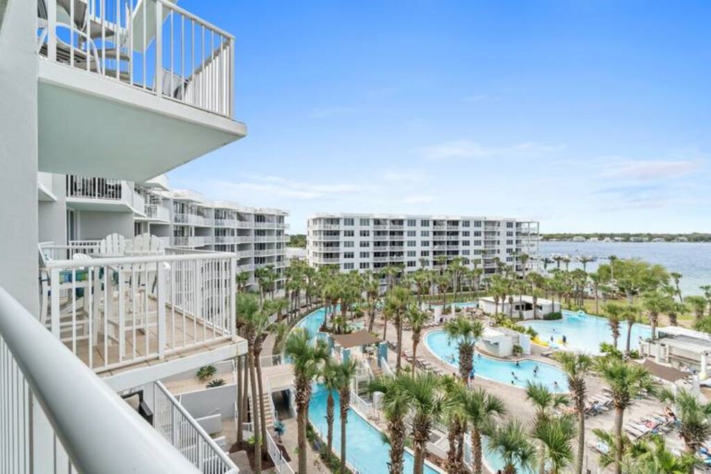 3 Condominium vacation rental located in Okaloosa Island 1