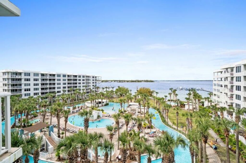 3 Condominium vacation rental located in Okaloosa Island 1