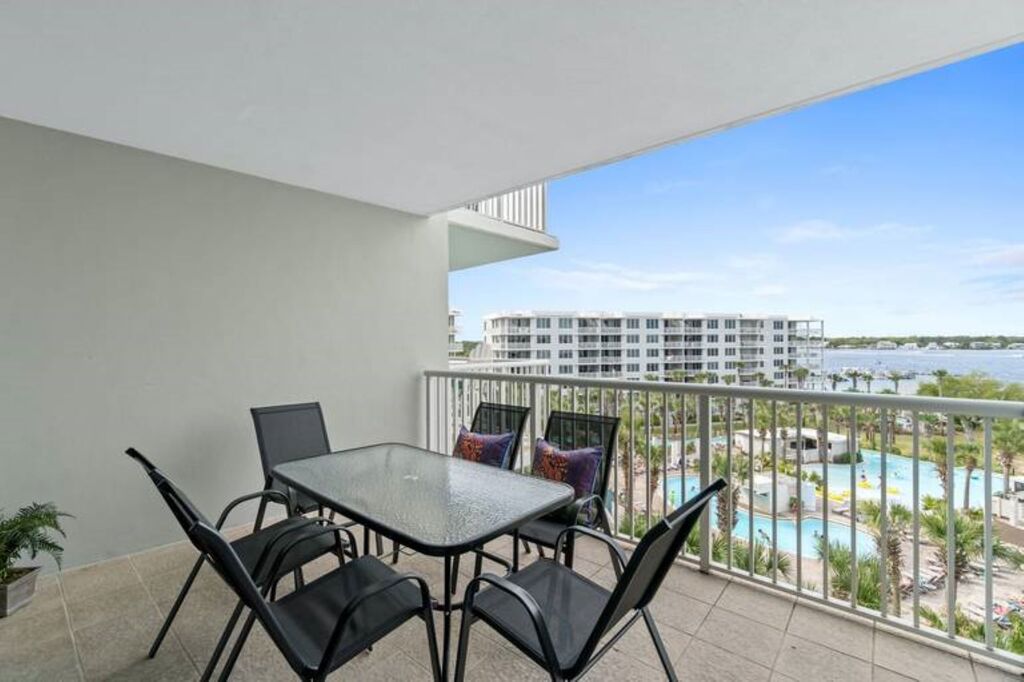 3 Condominium vacation rental located in Okaloosa Island 1