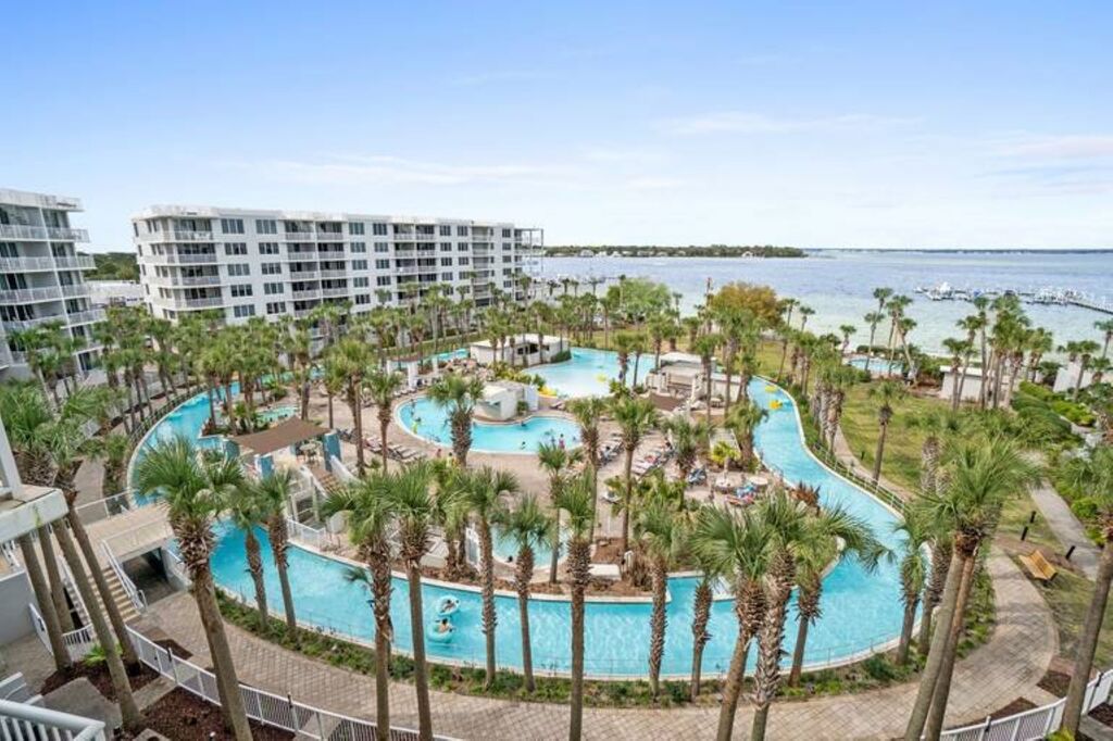 3 Condominium vacation rental located in Okaloosa Island 1