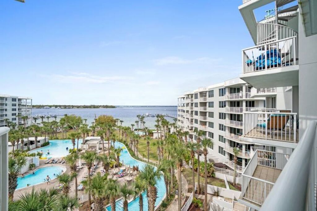 3 Condominium vacation rental located in Okaloosa Island 1
