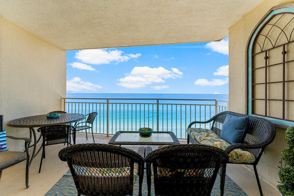 2 Condominium vacation rental located in Panama City Beach 1