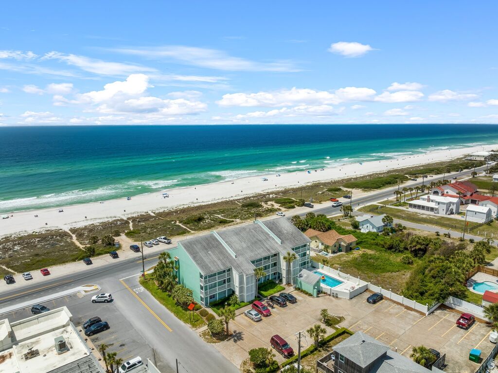 1 Condominium vacation rental located in Panama City Beach 1