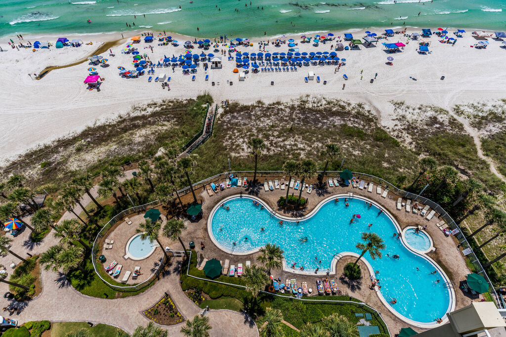 2 Condominium vacation rental located in Panama City Beach 1