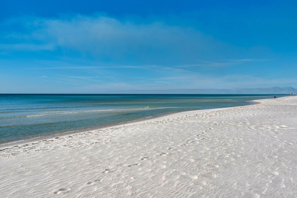 2 Condominium vacation rental located in Panama City Beach 1