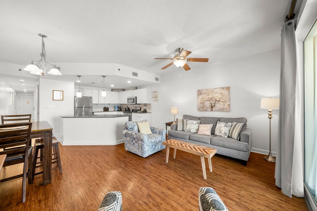 1 Condominium vacation rental located in Panama City Beach 1