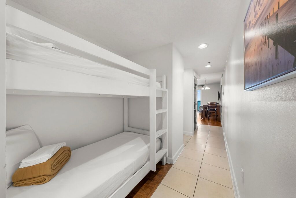1 Condominium vacation rental located in Panama City Beach 1