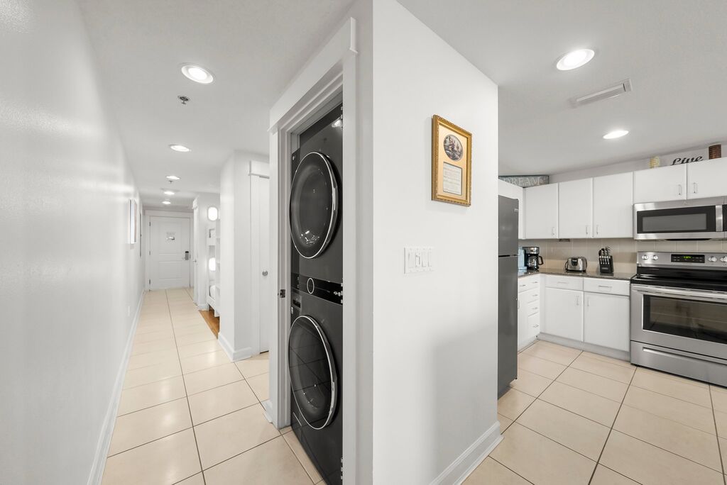 1 Condominium vacation rental located in Panama City Beach 1