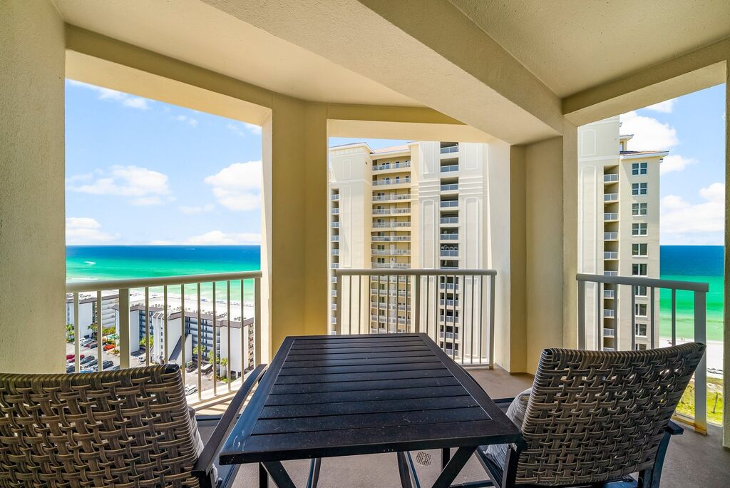 1 Condominium vacation rental located in Panama City Beach 1