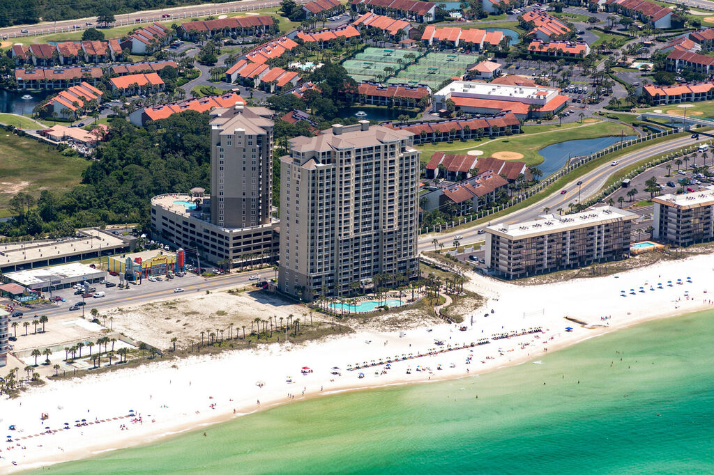2 Condominium vacation rental located in Panama City Beach 1