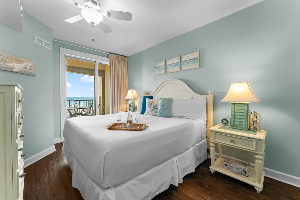 2 Condominium vacation rental located in Panama City Beach 1