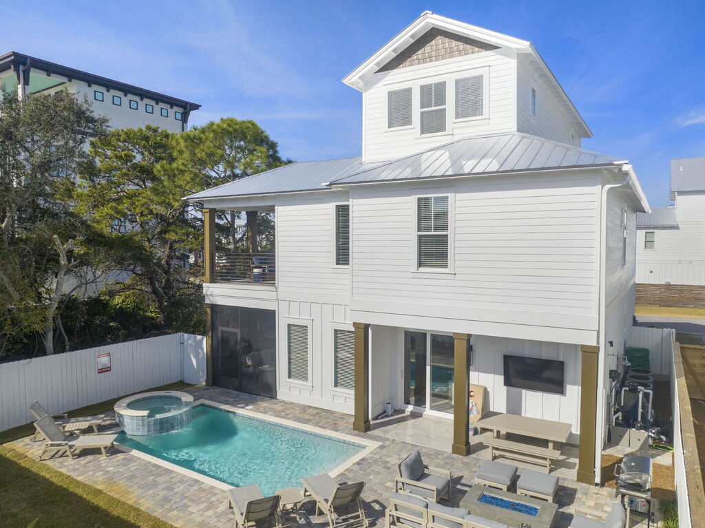 6 House vacation rental located in Destin 1