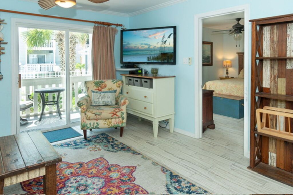 2 Condominium vacation rental located in Okaloosa Island 1