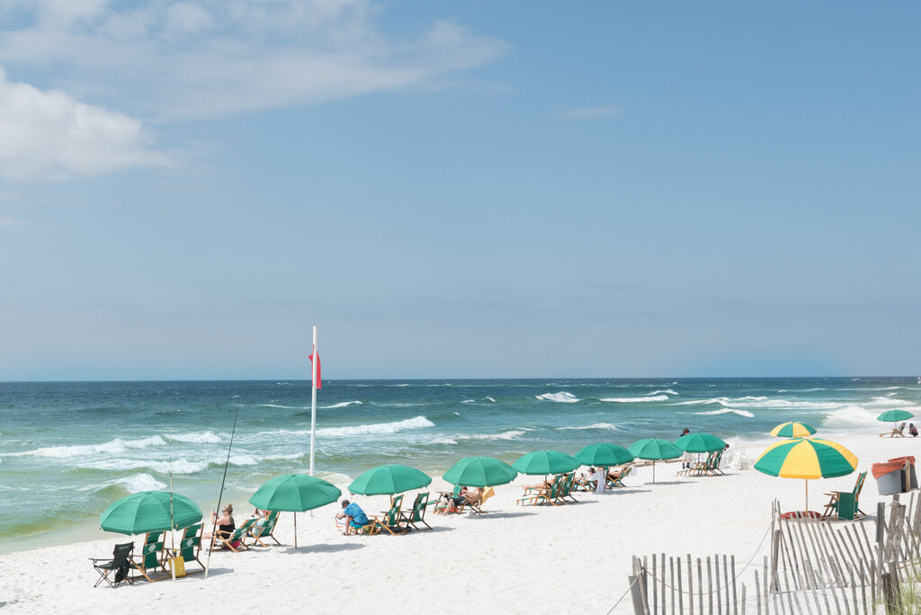 2 Condominium vacation rental located in Destin 1