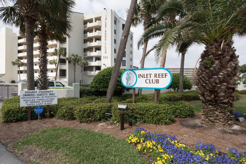 2 Condominium vacation rental located in Destin 1