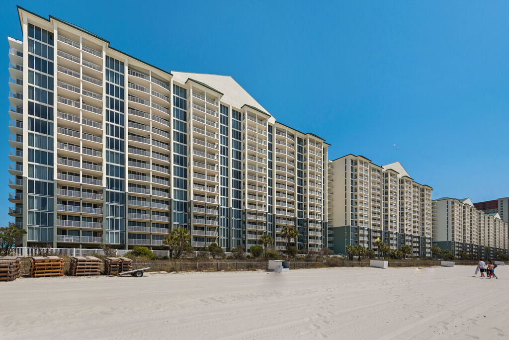 2 Condominium vacation rental located in Panama City Beach 1