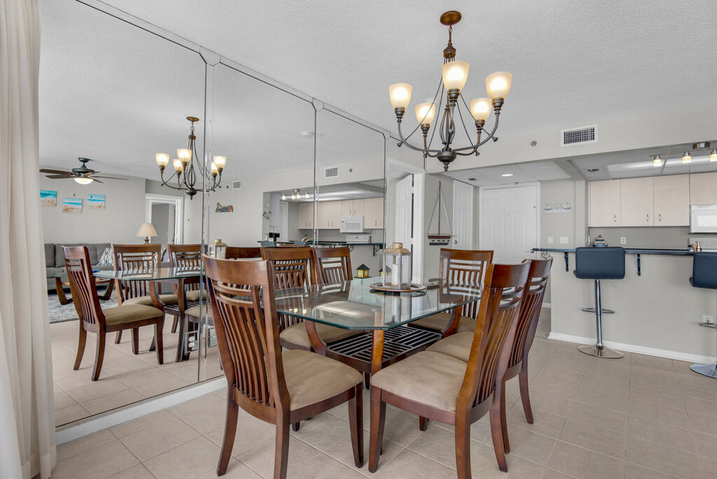 2 Condominium vacation rental located in Panama City Beach 1