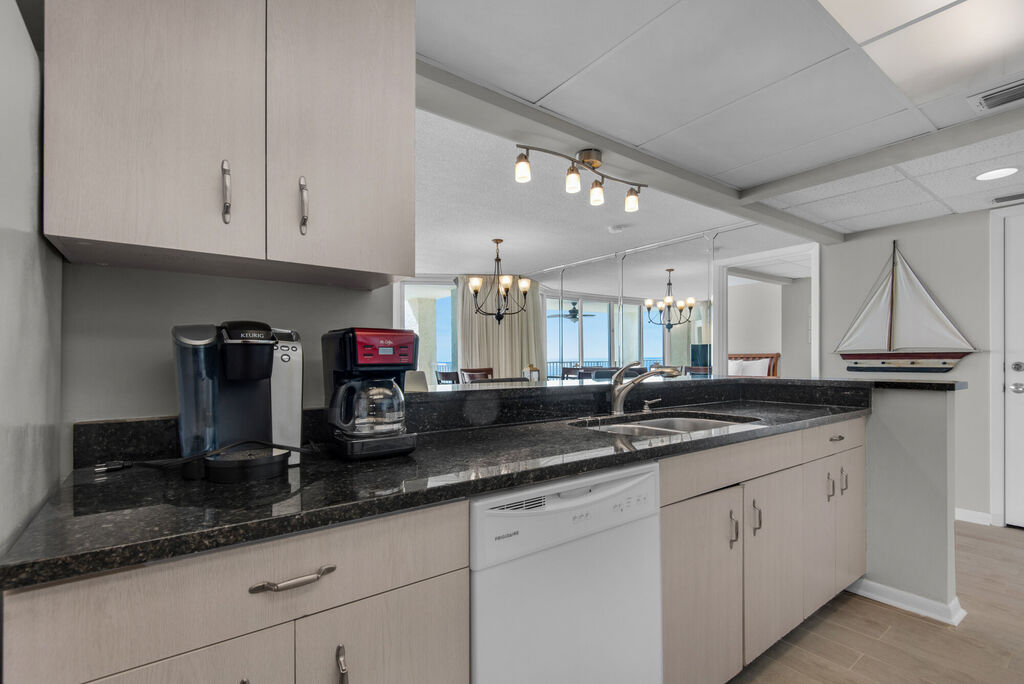 2 Condominium vacation rental located in Panama City Beach 1