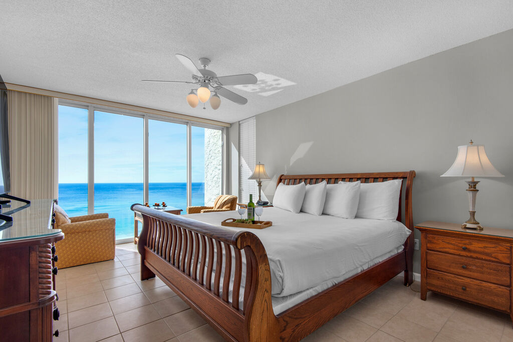 2 Condominium vacation rental located in Panama City Beach 1