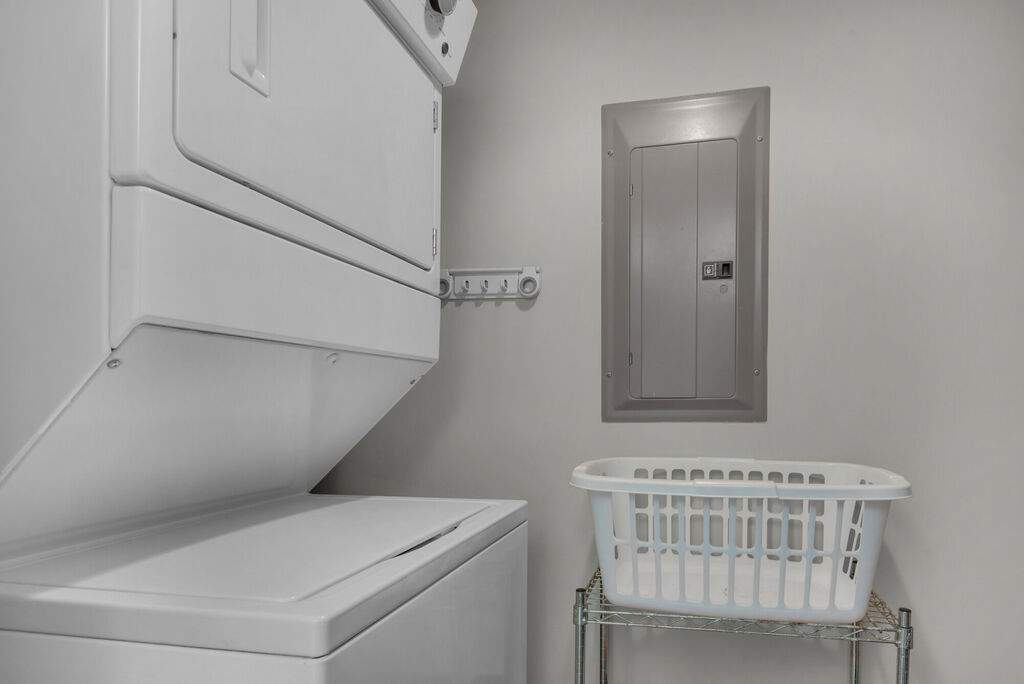 2 Condominium vacation rental located in Panama City Beach 1