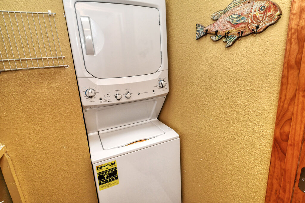 2 Condominium vacation rental located in Anna Maria Island 1