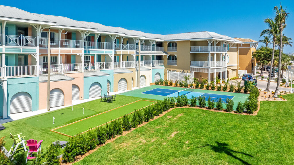 2 Condominium vacation rental located in Anna Maria Island 1