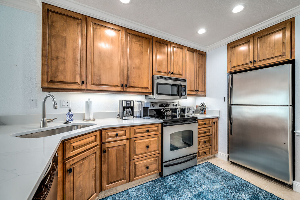 2 Condominium vacation rental located in Anna Maria Island 1