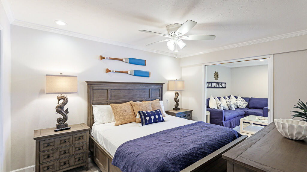 2 Condominium vacation rental located in Anna Maria Island 1