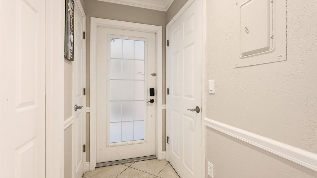 2 Condominium vacation rental located in Anna Maria Island 1