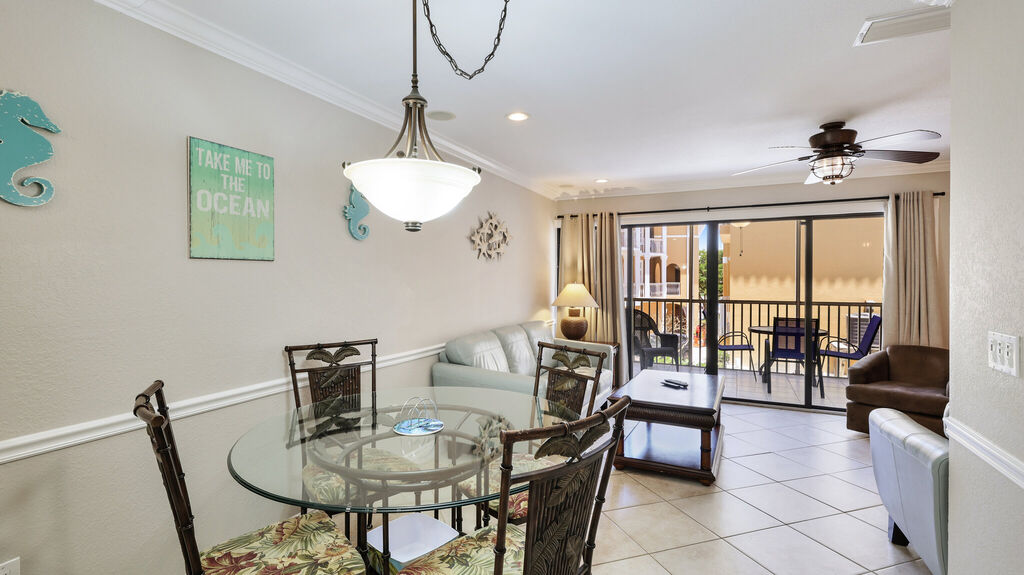 2 Condominium vacation rental located in Anna Maria Island 1