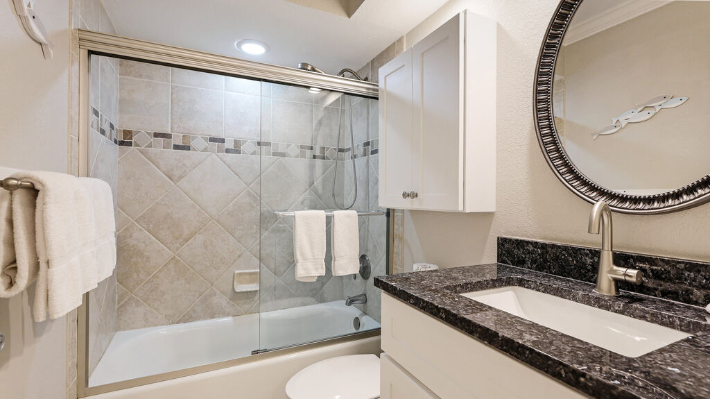 2 Condominium vacation rental located in Anna Maria Island 1