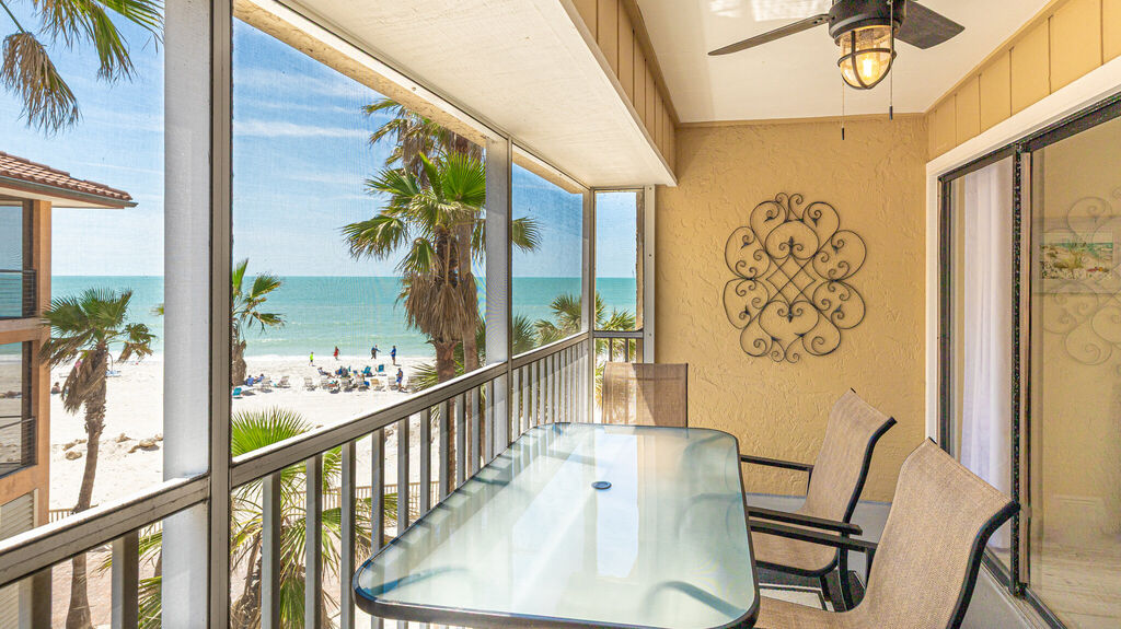 2 Condominium vacation rental located in Anna Maria Island 1