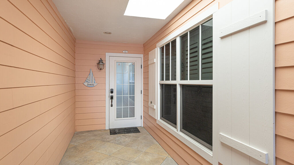 2 Condominium vacation rental located in Anna Maria Island 1