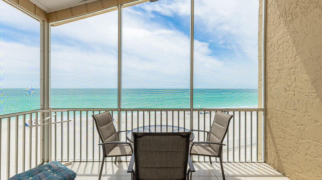 2 Condominium vacation rental located in Anna Maria Island 1