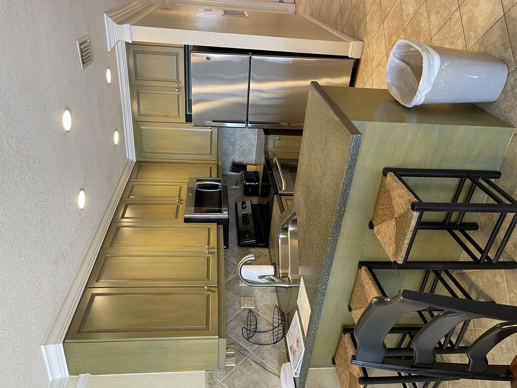 2 Condominium vacation rental located in Anna Maria Island 1
