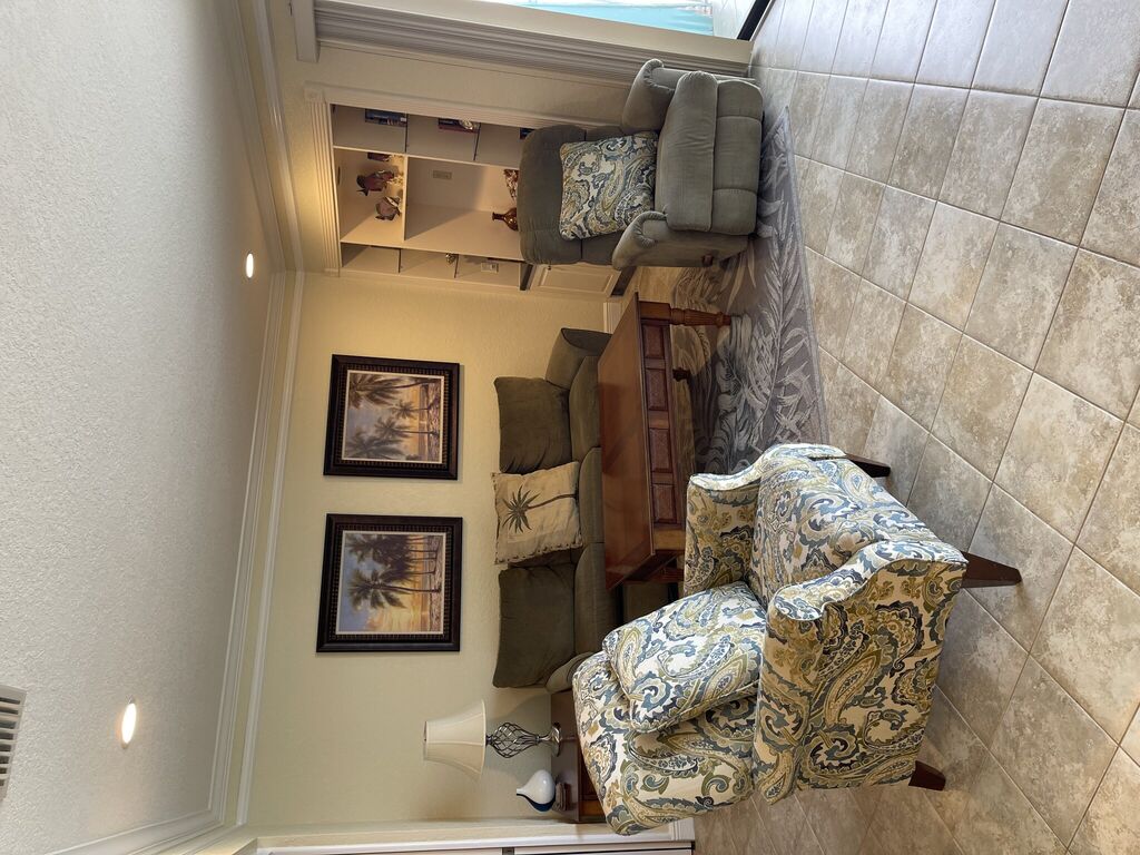 2 Condominium vacation rental located in Anna Maria Island 1