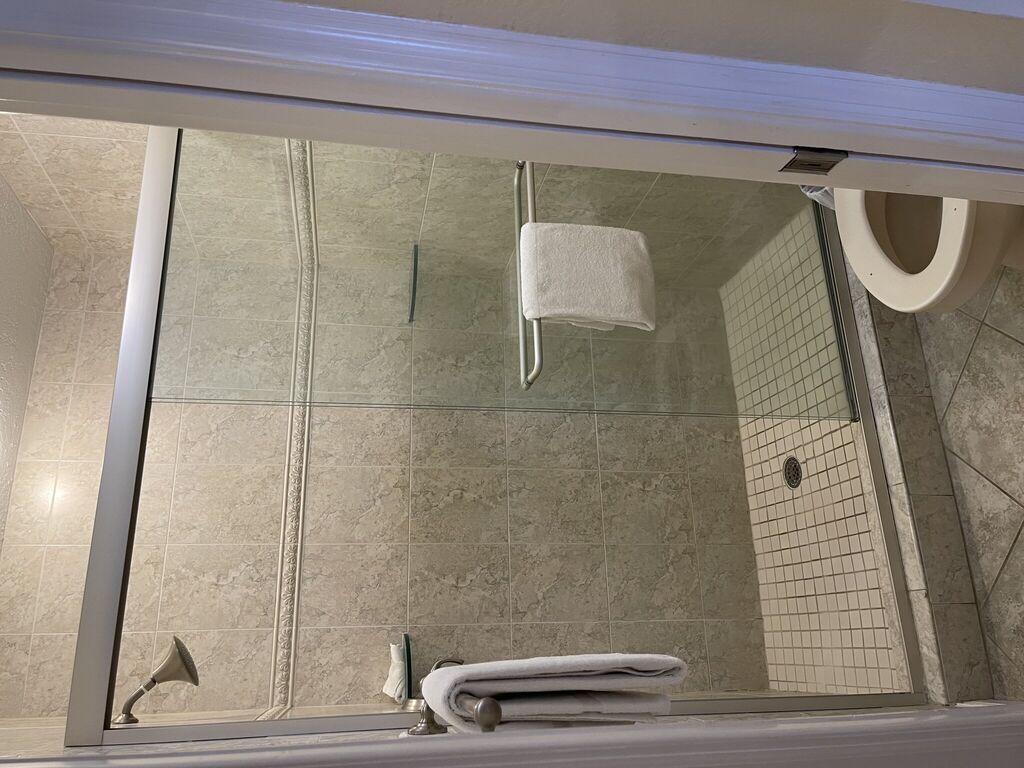 2 Condominium vacation rental located in Anna Maria Island 1