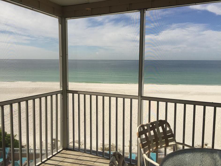 2 Condominium vacation rental located in Anna Maria Island 1