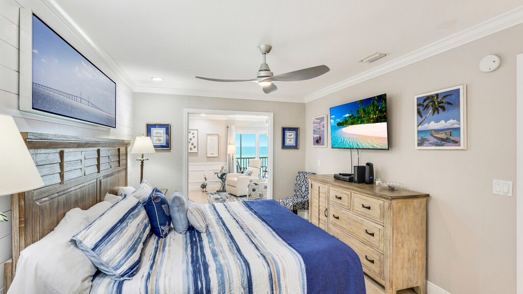 2 Condominium vacation rental located in Anna Maria Island 1