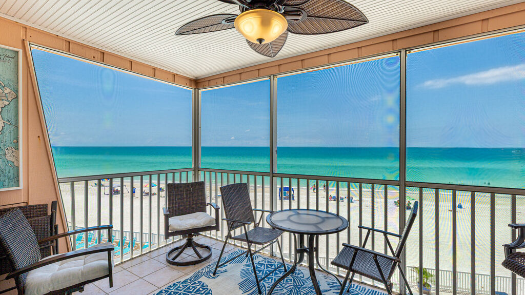 2 Condominium vacation rental located in Anna Maria Island 1