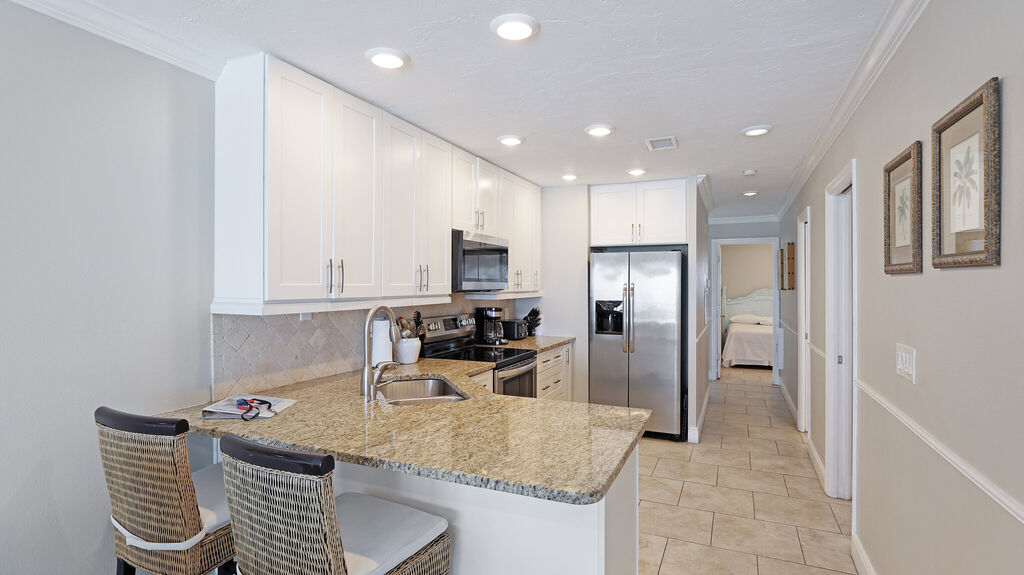 2 Condominium vacation rental located in Anna Maria Island 1