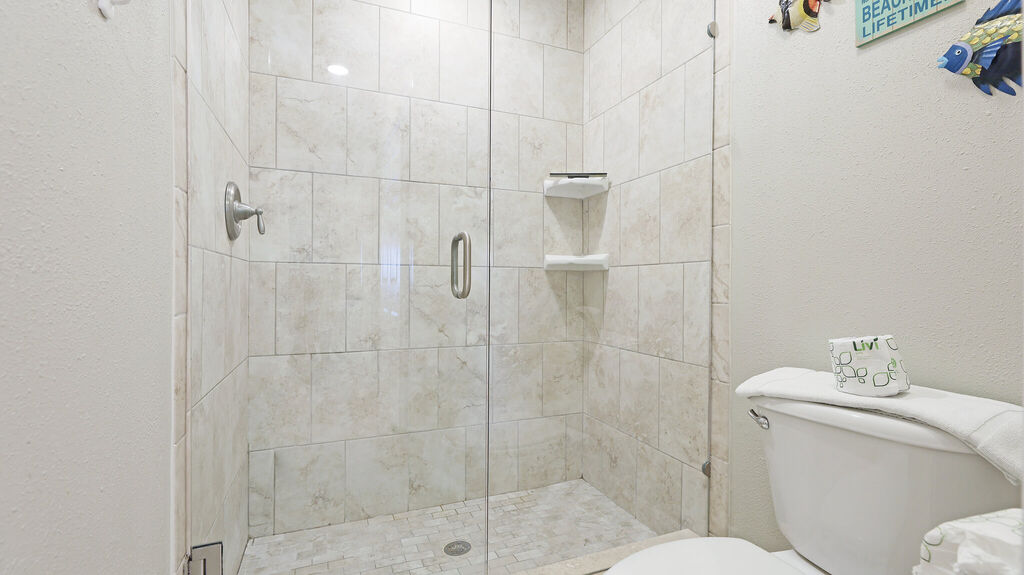 2 Condominium vacation rental located in Anna Maria Island 1