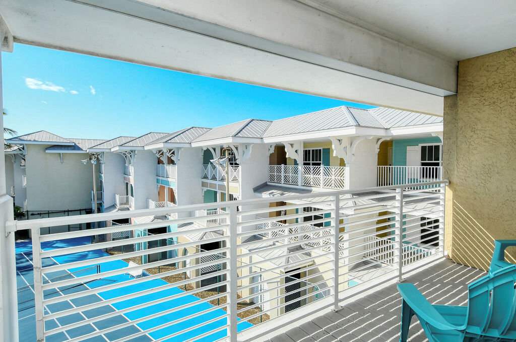 2 Condominium vacation rental located in Anna Maria Island 1